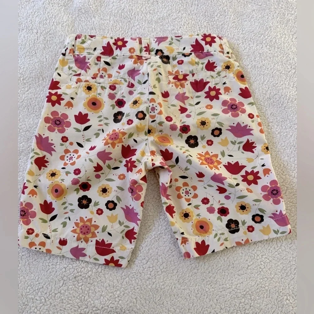Gymboree girls 5 spring floral design with 2 front pockets 💯 % cotton zipper.